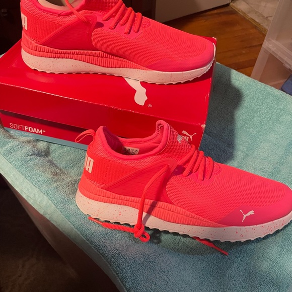 Brand New PUMA Sneakers SoftFoam optimal, comfort - Picture 1 of 2